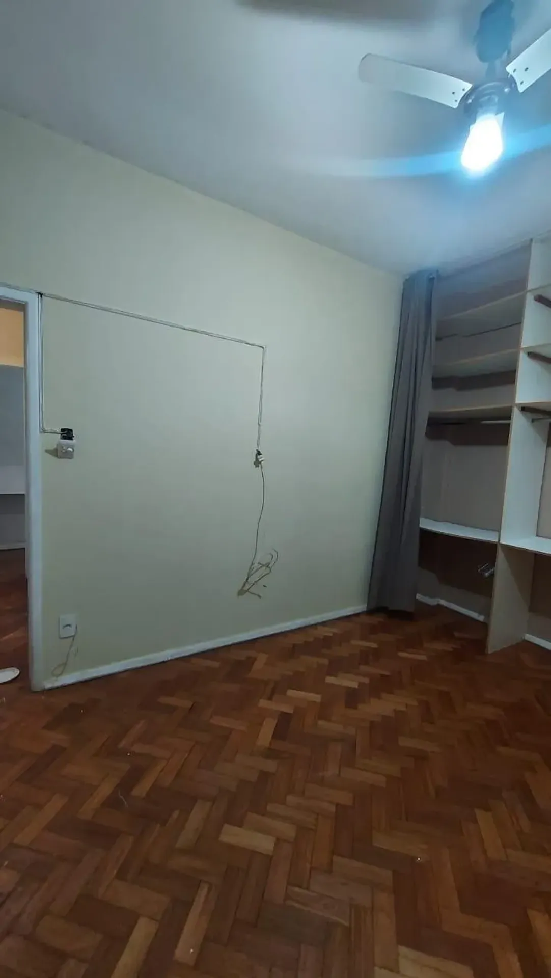Apartamento mobiliado de 55 m² com 3 quartos e mesa — photo 27