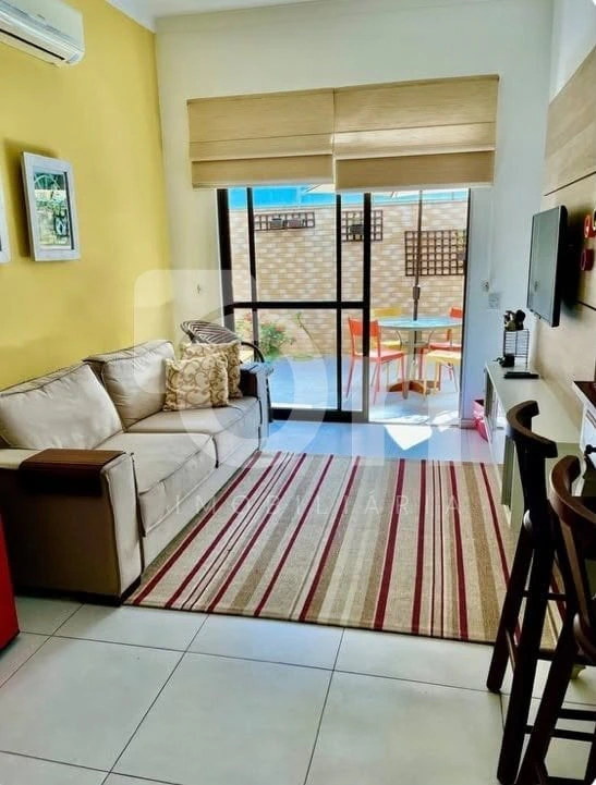2-bedroom apartment, both with their own bathrooms, 120 m²