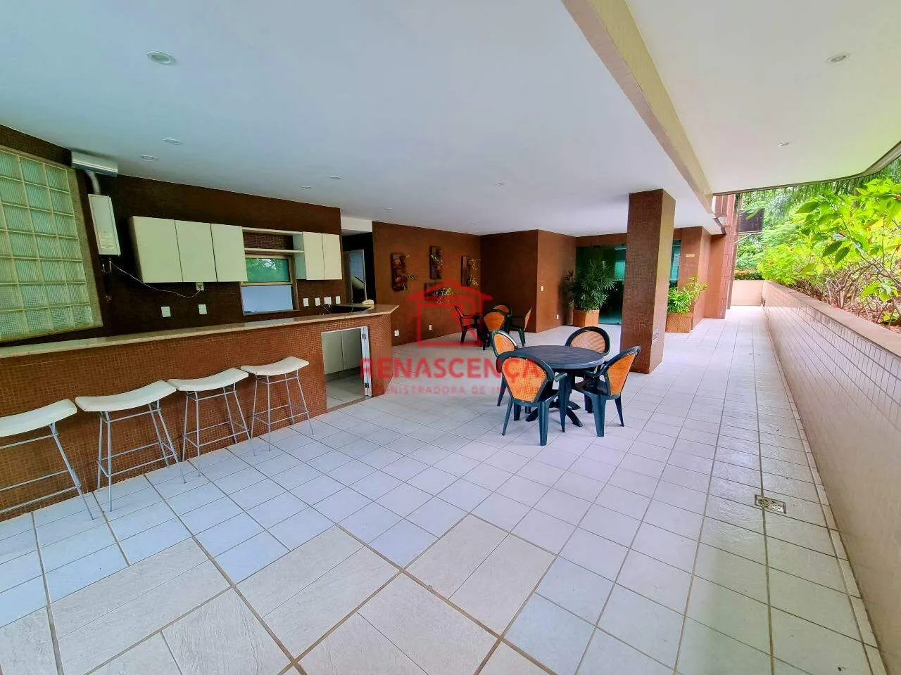 Furnished apartment with 3 bedrooms, 4 bathrooms and 2 parking — photo 27