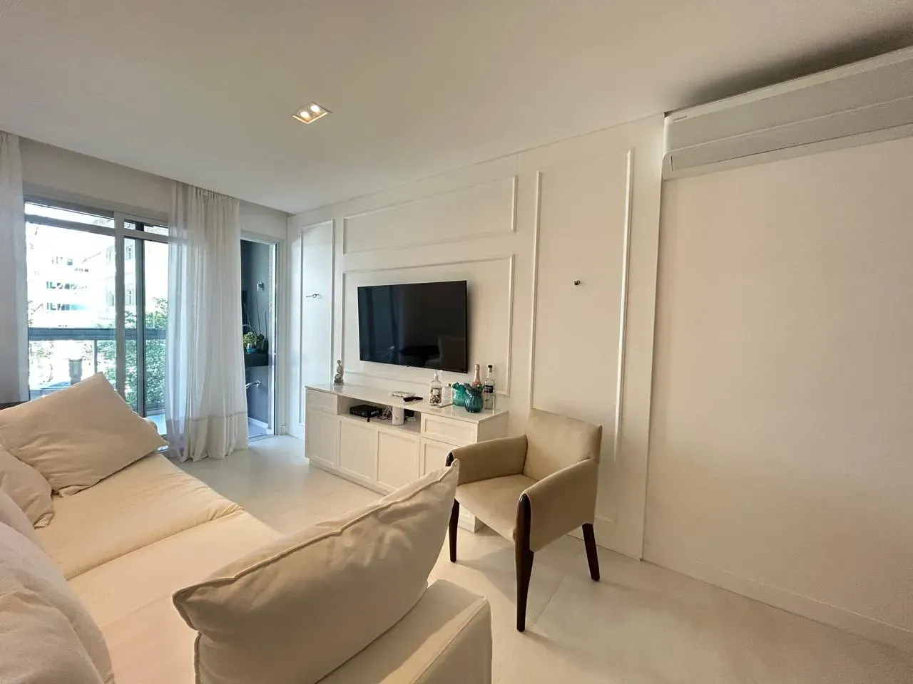 Apartamento amueblado de 3 suites y 115 m² — photo 4