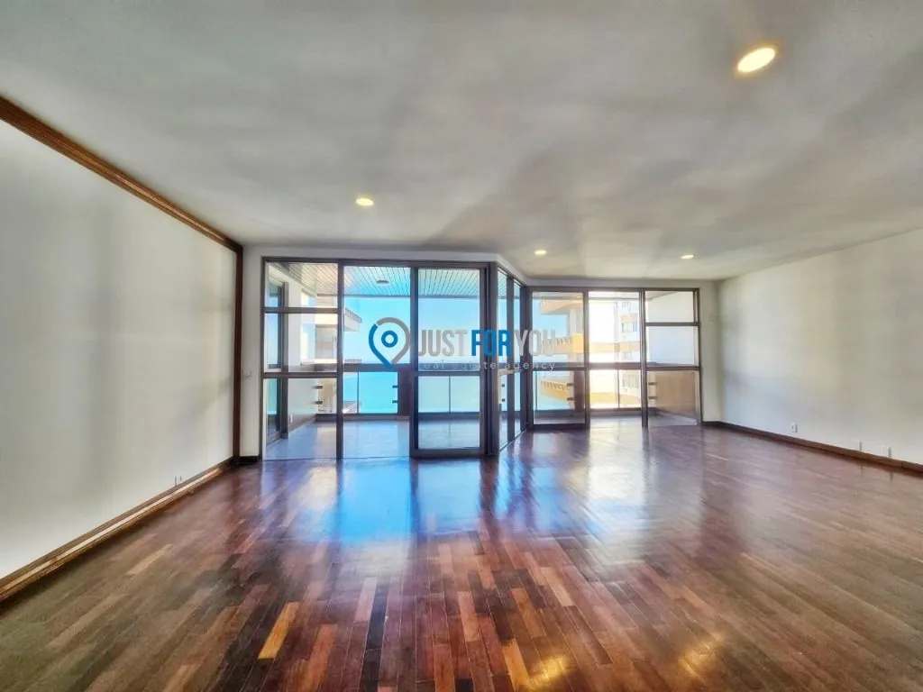 Apartamento de 4 dormitórios com 179 m² e 3 vagas — photo 7