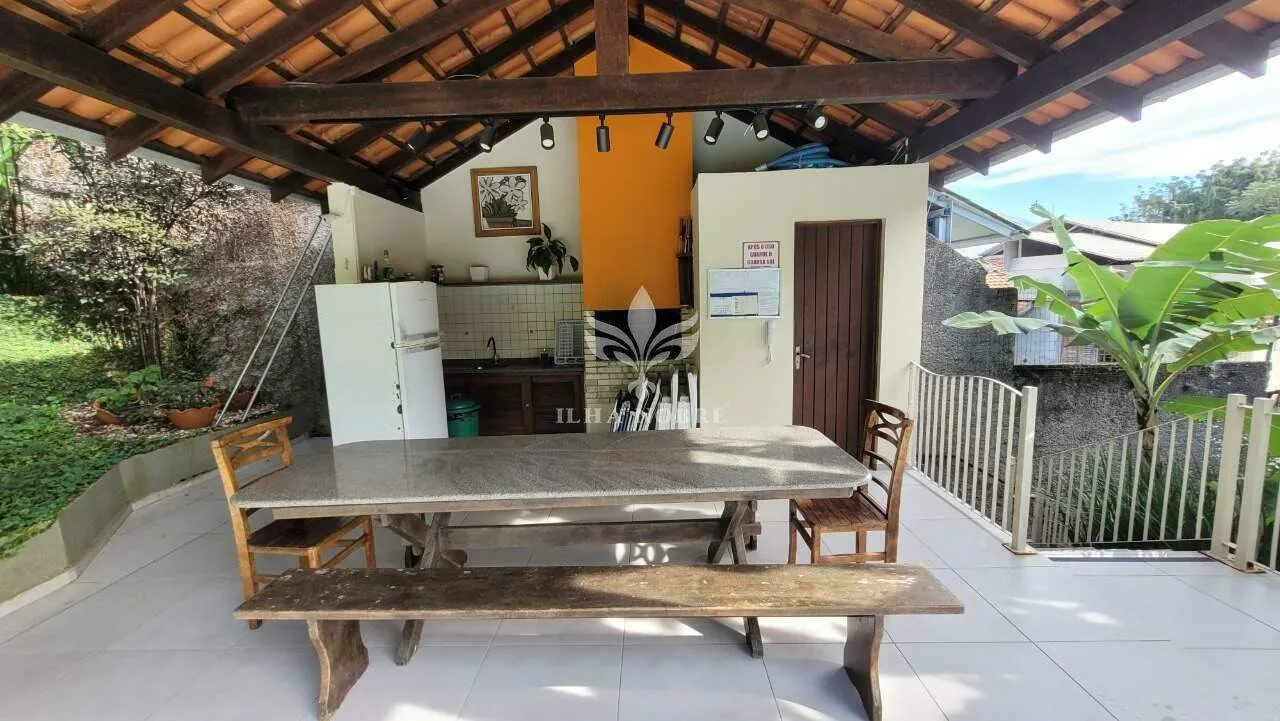Furnished 3-bedroom apartment with 2 bathrooms — photo 26