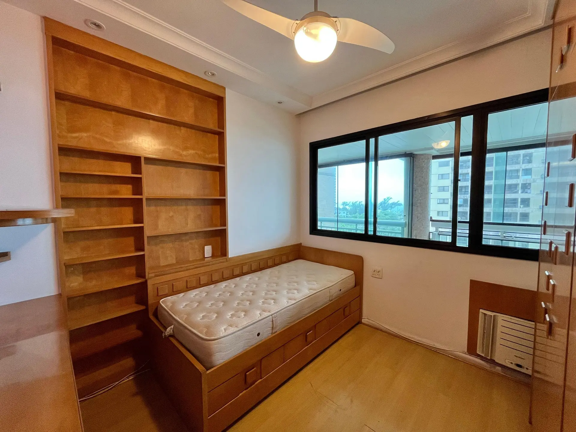 Apartment, 147 m², with a water view — photo 10