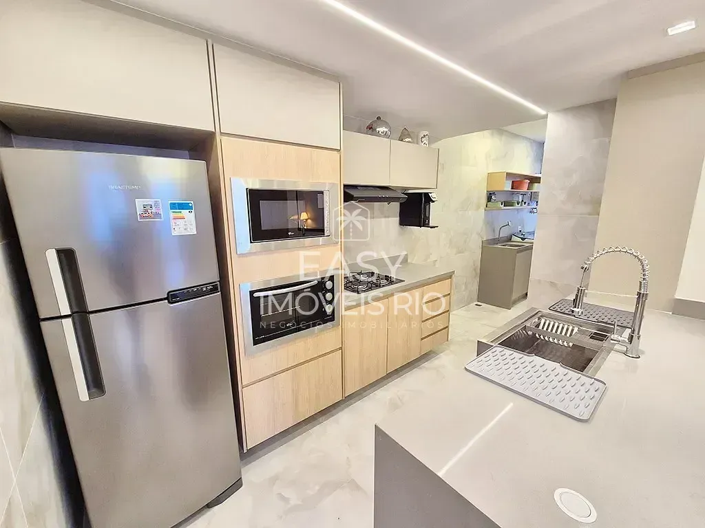 Furnished apartment with an open-plan kitchen and 2 beds — photo 25
