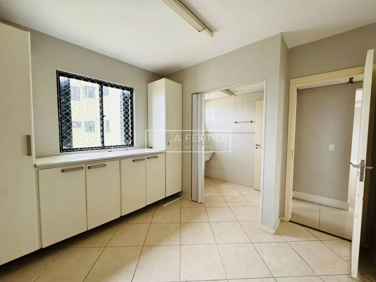 3-bedroom apartment with 4 bathrooms, 184 m² — photo 9