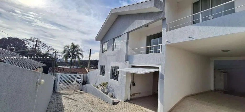 Two-story house with 3 bedrooms, 1 en-suite and parking — photo 22