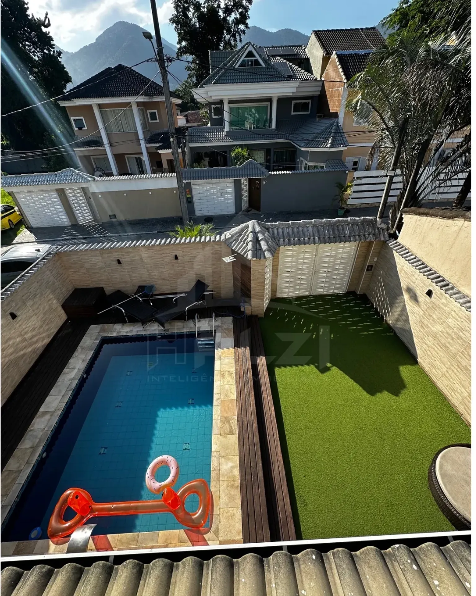 Furnished house with 4 bedrooms and 5 bathrooms — photo 30