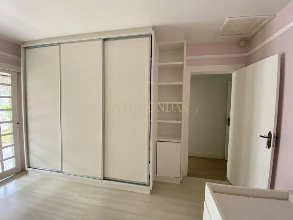Home office in a 3-bedroom house, 170 m² — photo 10