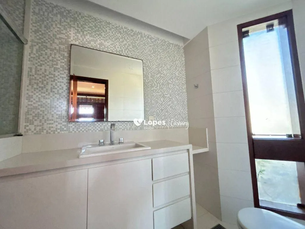 House with 5 en-suite bedrooms and an open gas kitchen — photo 49