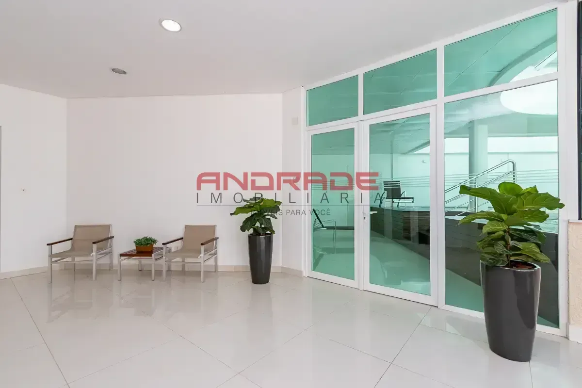 Apartment with 3 bedrooms and glass balcony — photo 51