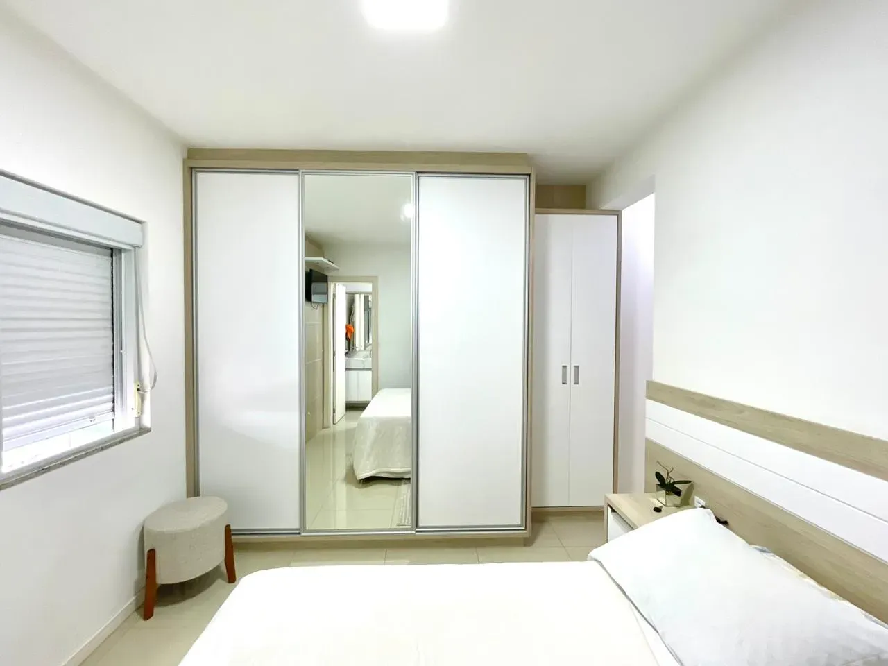 Furnished 2-bedroom apartment with balcony on the 8th — photo 5