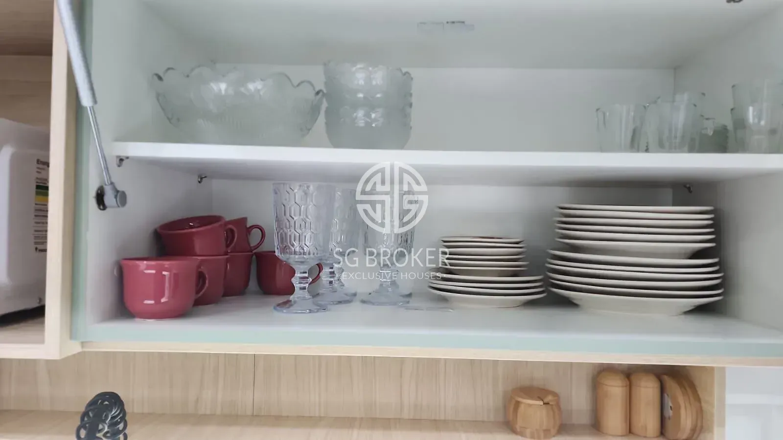 Furnished 2-suite apartment with 70 m² on a high floor — photo 14