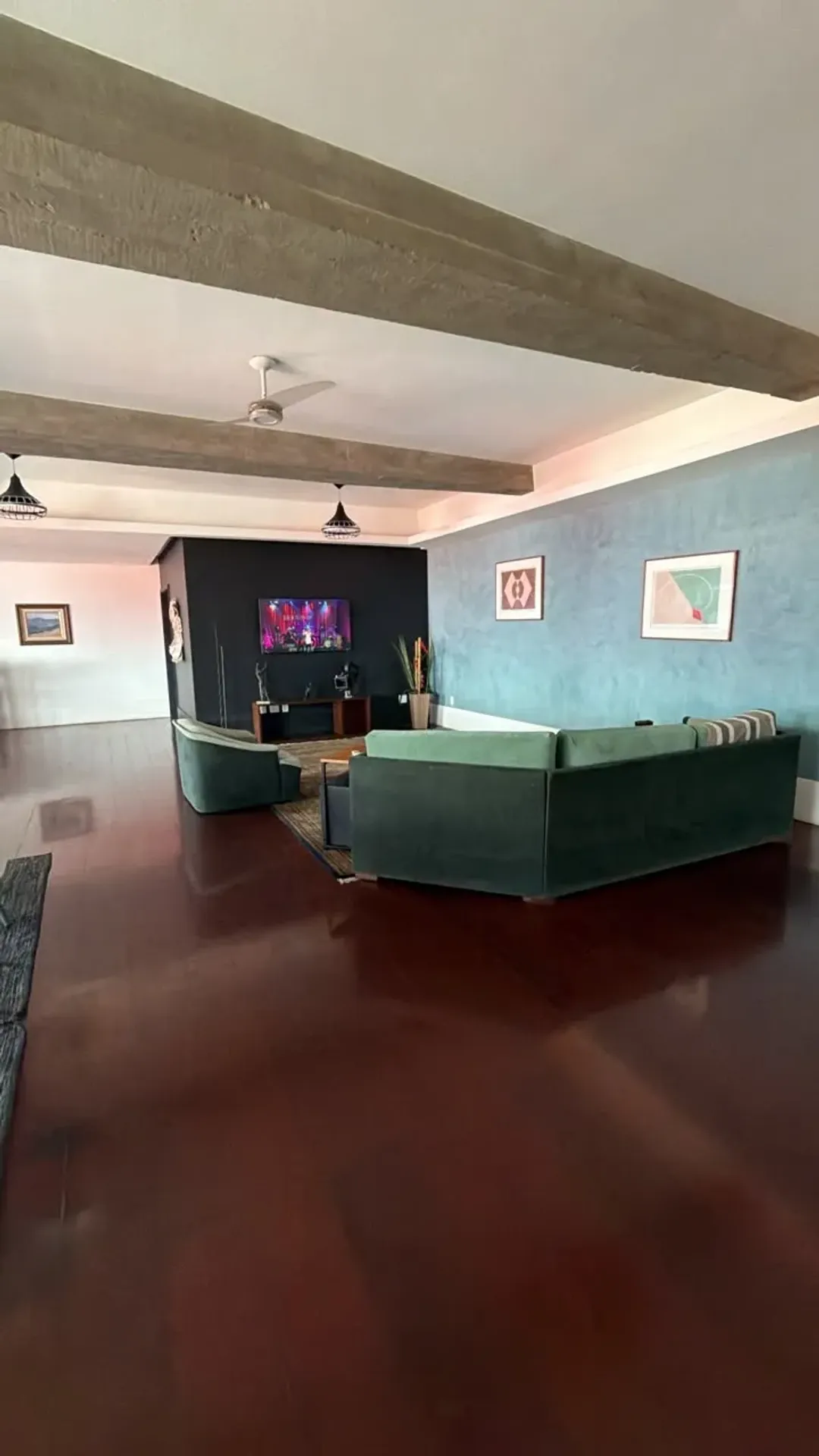 Furnished apartment with 4 bedrooms and open-plan kitchen — photo 18