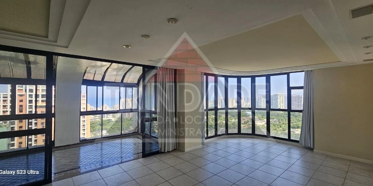 Unfurnished apartment with 3 en-suite bedrooms, 200 m² — photo 2