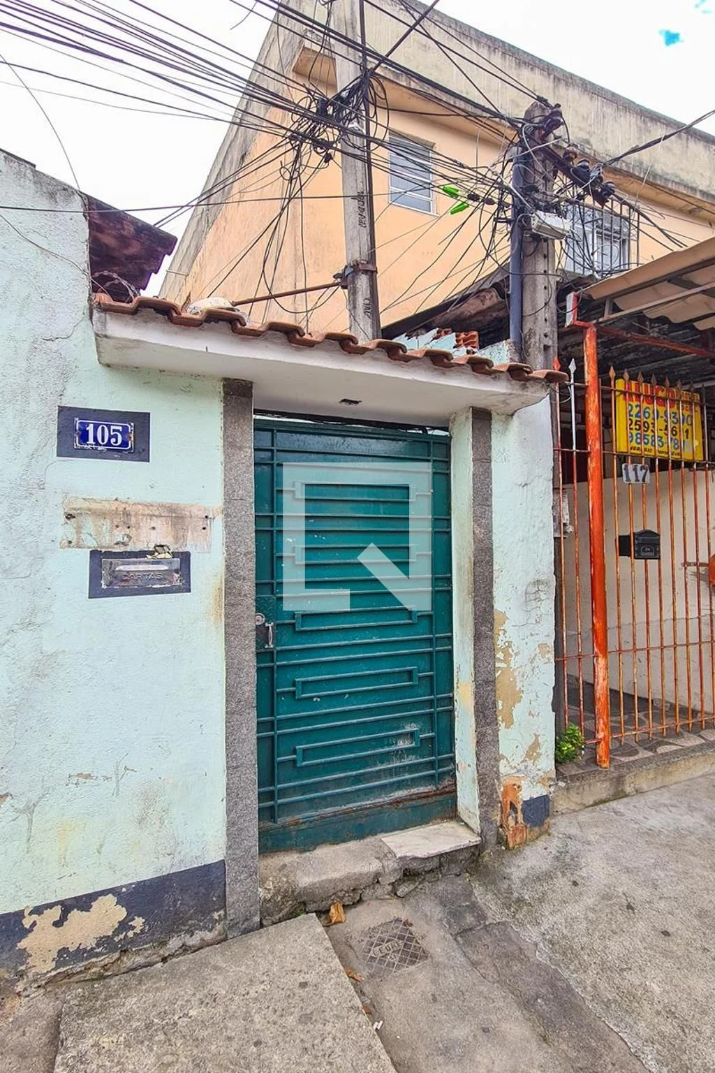 House with a gas water heater and 1 bedroom — photo 24