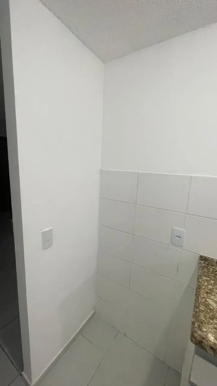 2-bedroom apartment in a building with a gym — photo 14