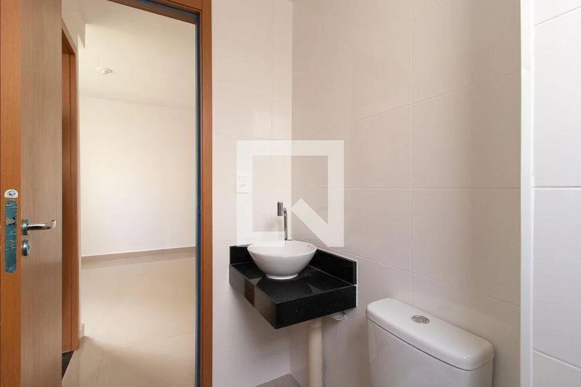 Apartamento de 2 quartos em condomínio com piscina — photo 15