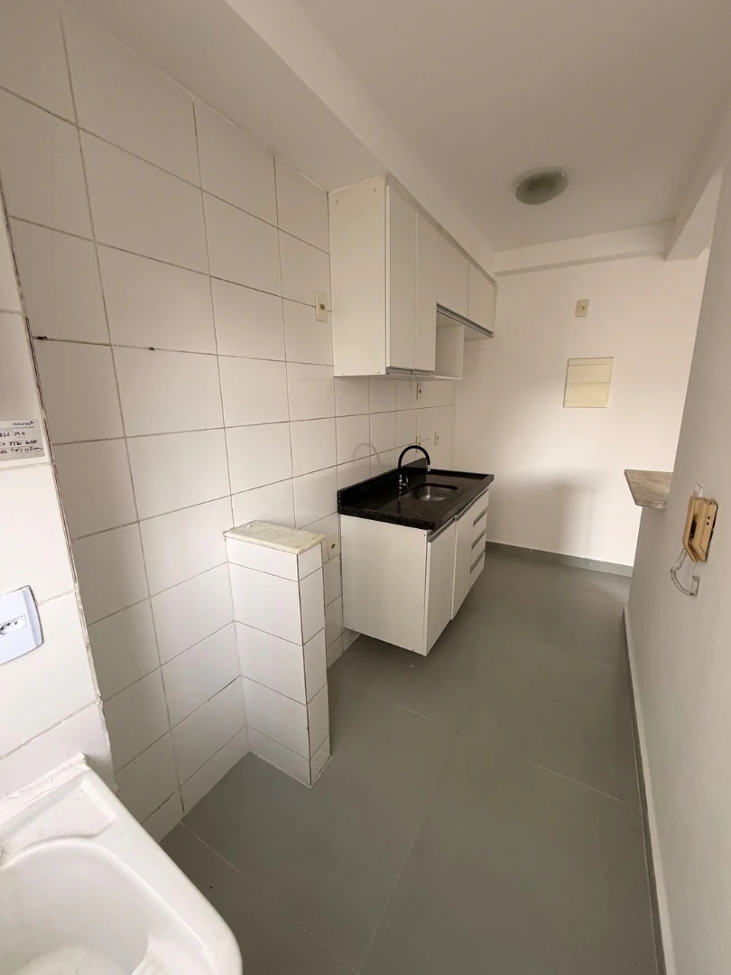 2-bedroom apartment with mountain and city view — photo 7
