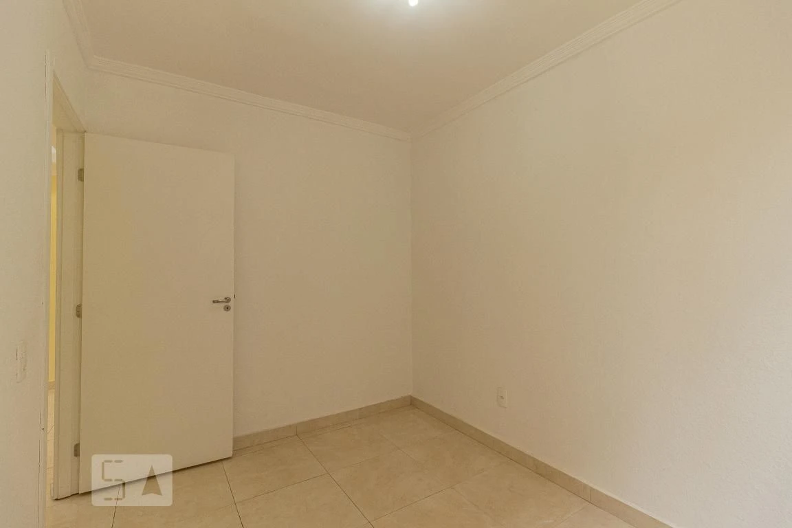 2-bedroom apartment with 1 bathroom and parking — photo 31