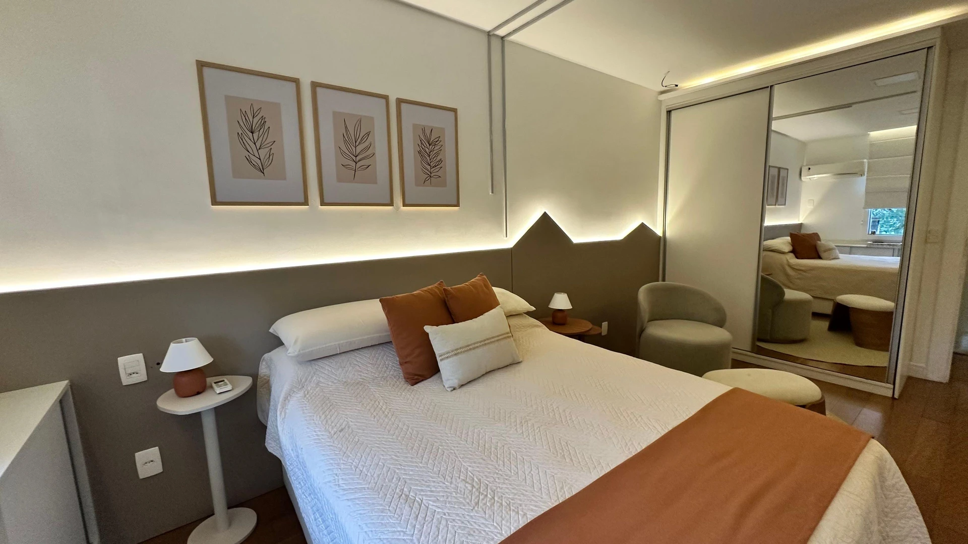 Furnished house, 360 m², with a walk-in closet — photo 22