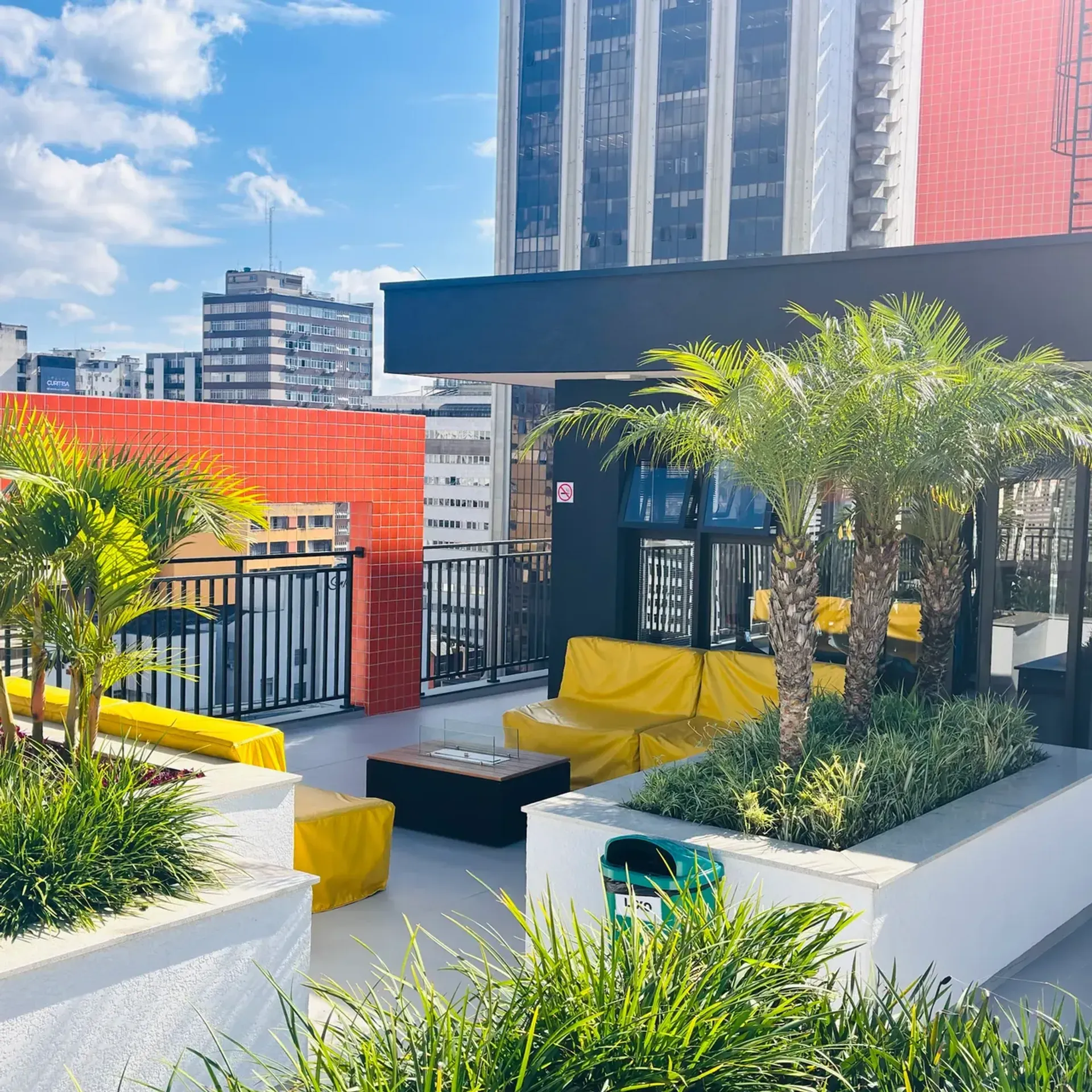 Apartamento mobiliado com 2 quartos e varanda — photo 25
