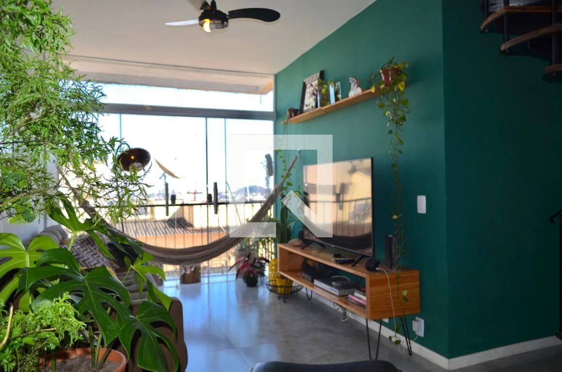 3-bedroom apartment in a building with a pool — photo 56