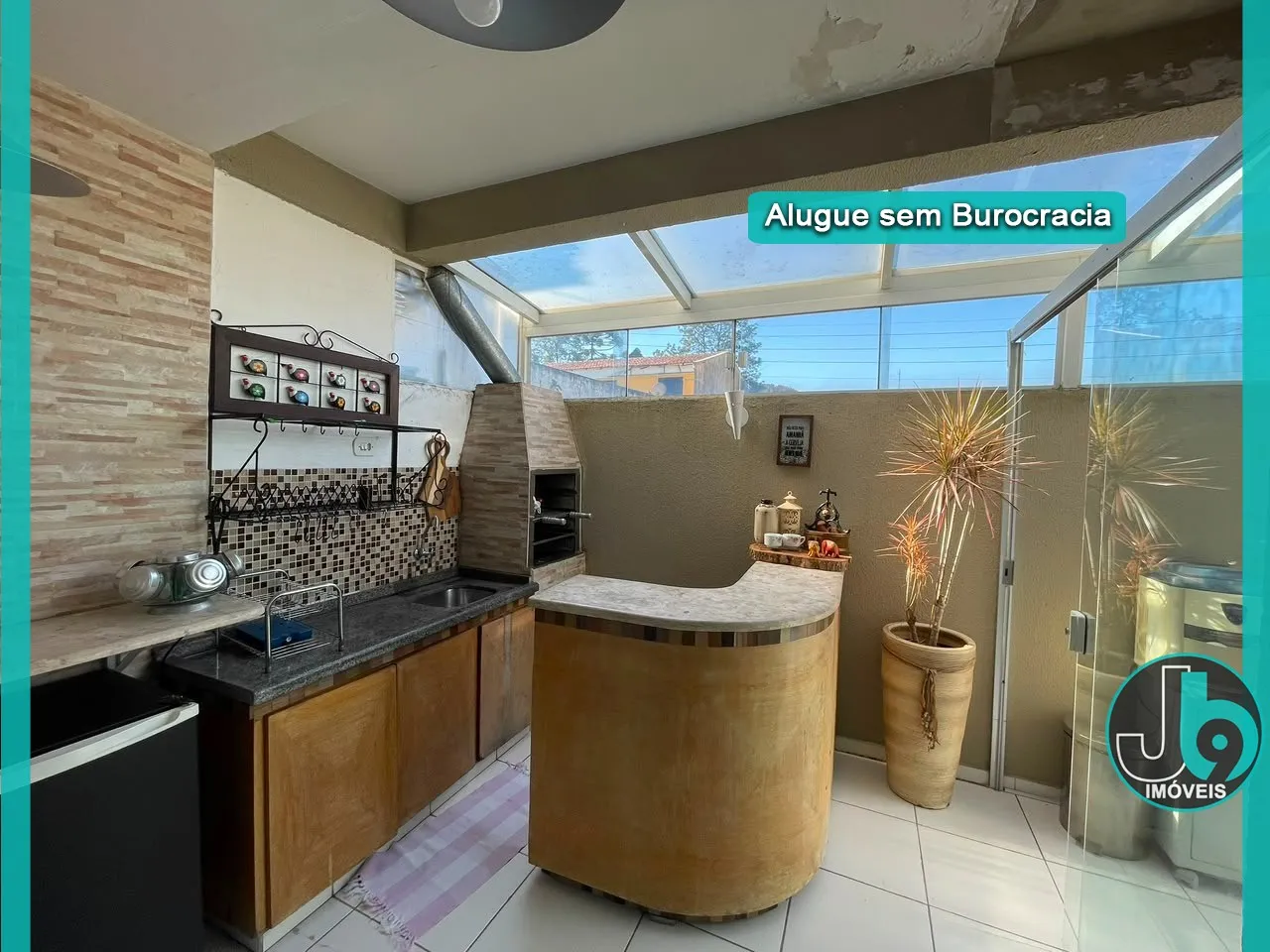 143 m² townhouse with 3 bedrooms and 5 parking spots