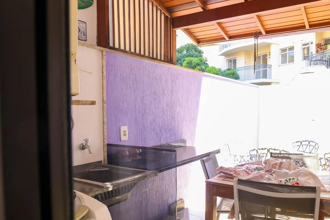 Furnished 2-bedroom apartment with a private garden — photo 16