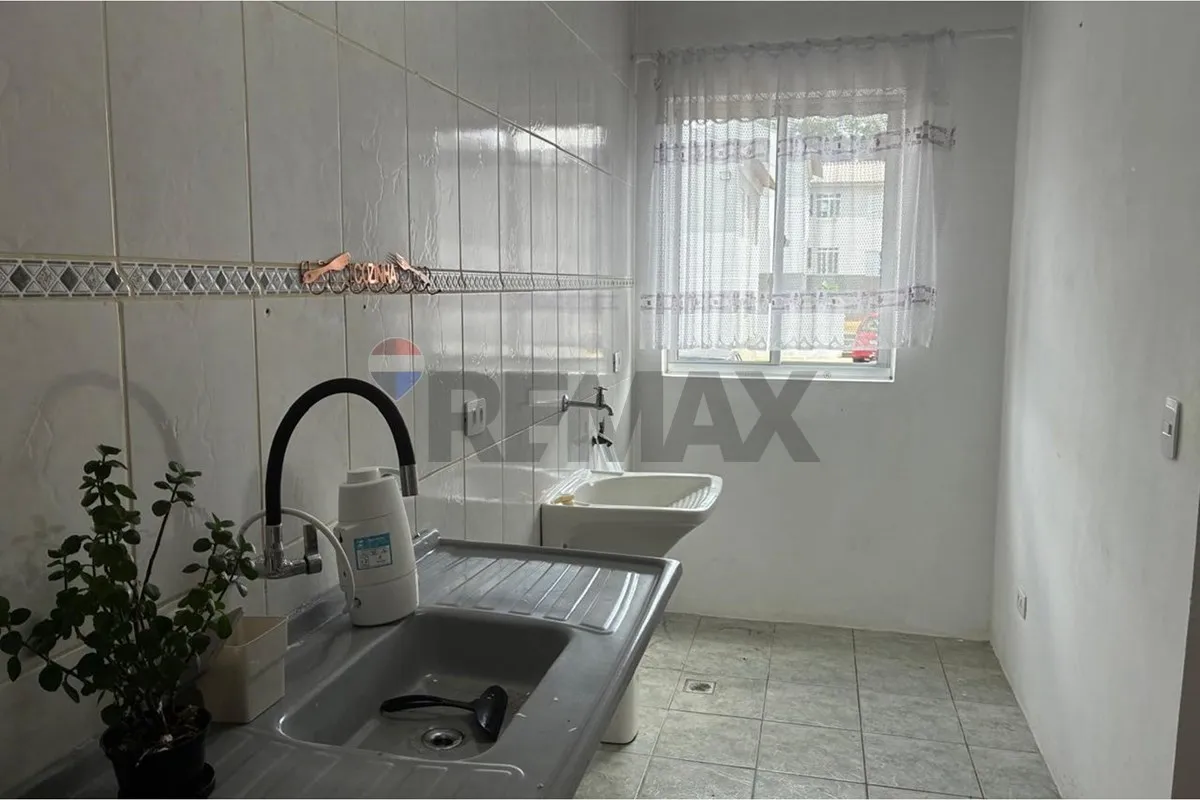 3-bedroom apartment, 1 with its own bathroom, 48 m² — photo 17