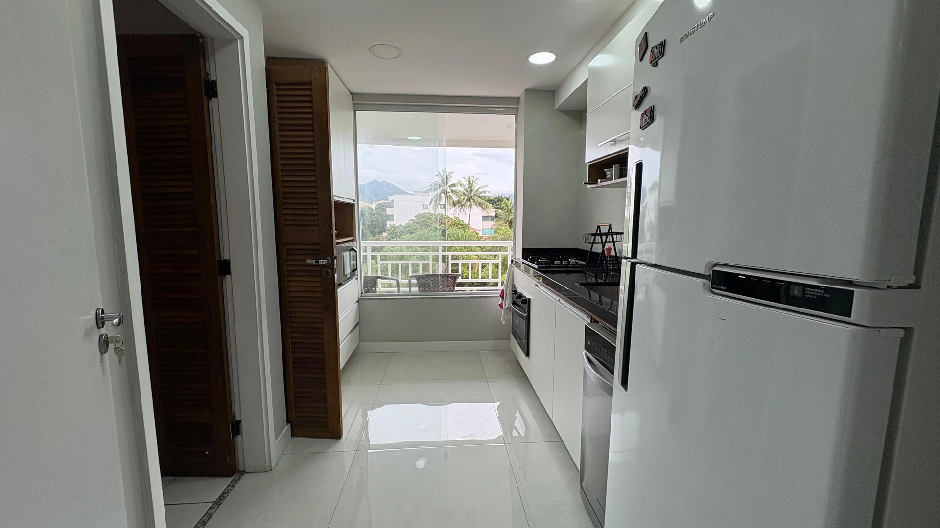 Furnished apartment, 114 m², with a jacuzzi — photo 2