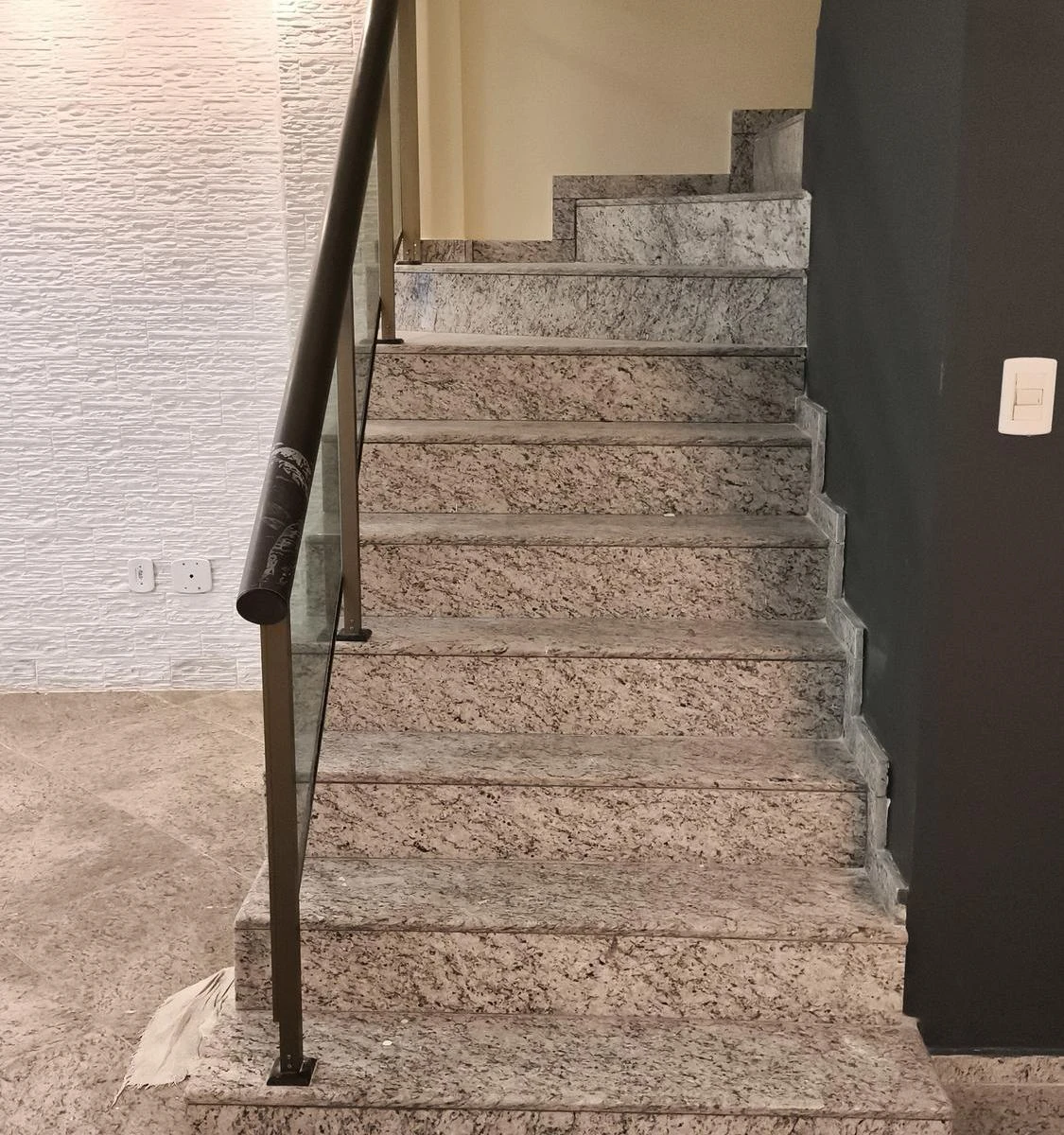 Casa com 4 suítes e 350 m², cozinha com fogão a gás — photo 15