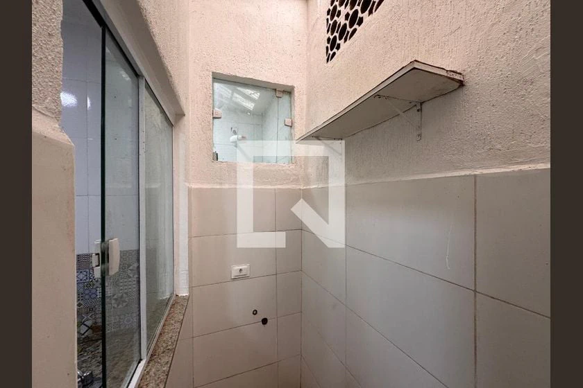 Single-story house with 2 bedrooms, 1 bath and 150 m² with balcony — photo 5