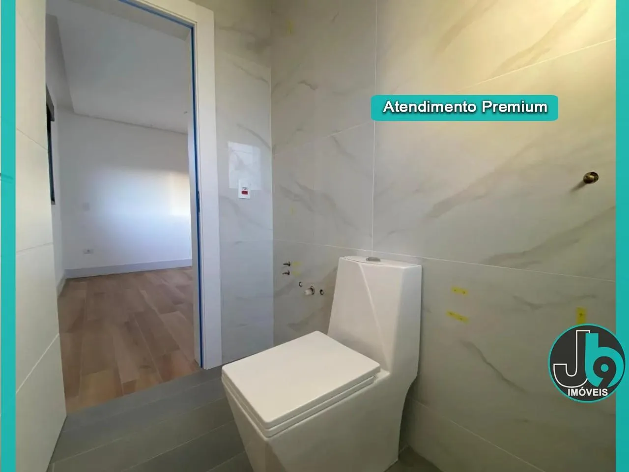 170 m² house with 3 en-suite bedrooms and tile floors — photo 17