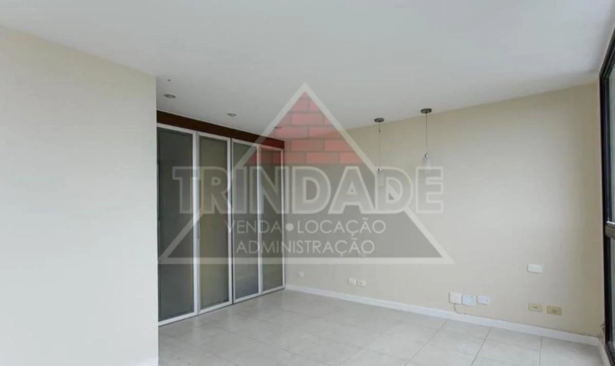 Unfurnished apartment with 3 en-suite bedrooms, 200 m² — photo 8