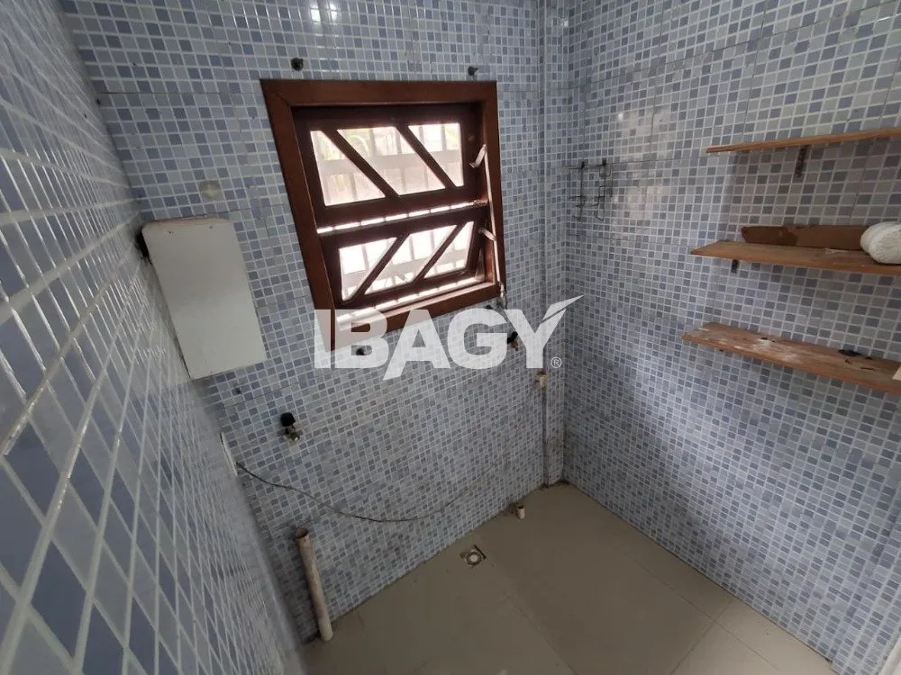 Casa de 4 dormitórios (1 suíte) com 182 m² e 2 vagas — photo 27
