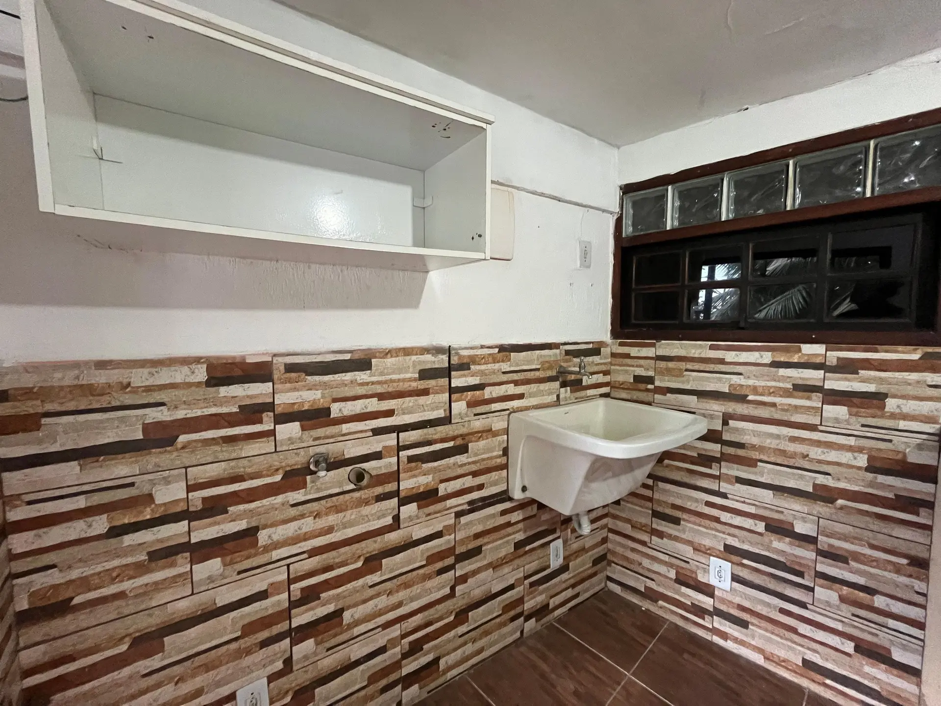 Casa em condomínio desocupada com 2 quartos e 1 banheiro — photo 7