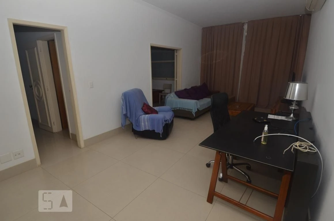 Apartamento com espaço de home office, Copacabana