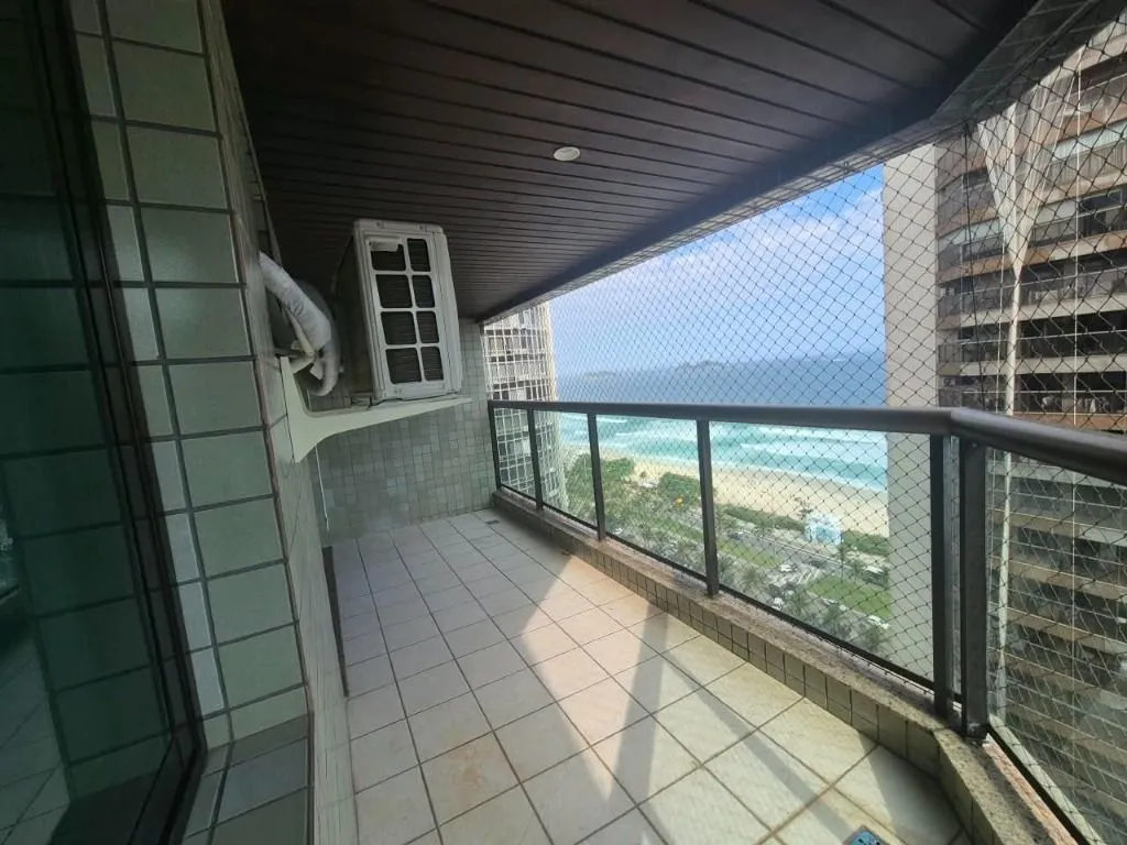 Apartamento de 4 quartos em condomínio com sauna — photo 25