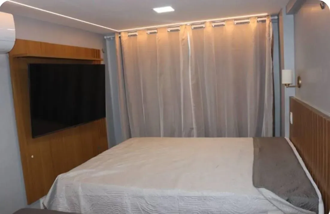 Furnished 90 m² apartment with 1 bedroom — photo 4