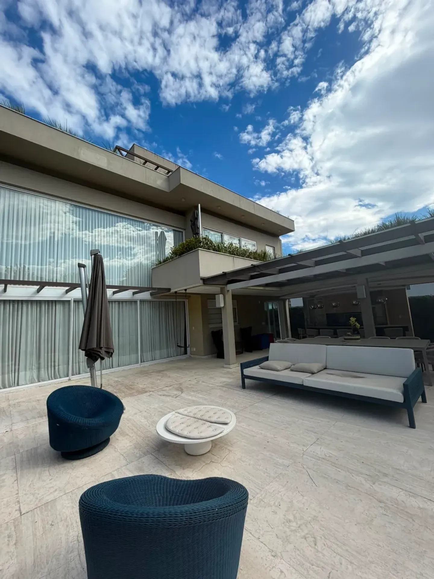 Furnished house with 5 bedrooms and 5 bathrooms, 700 m² — photo 12