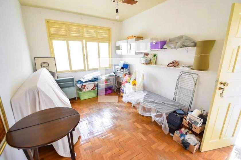 Rental house with 6 bedrooms and 260 m² total area — photo 22