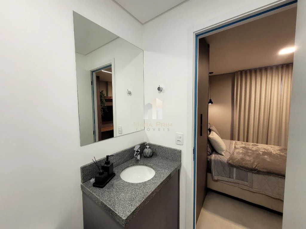 21 m² studio with a home office and a washing machine — photo 7