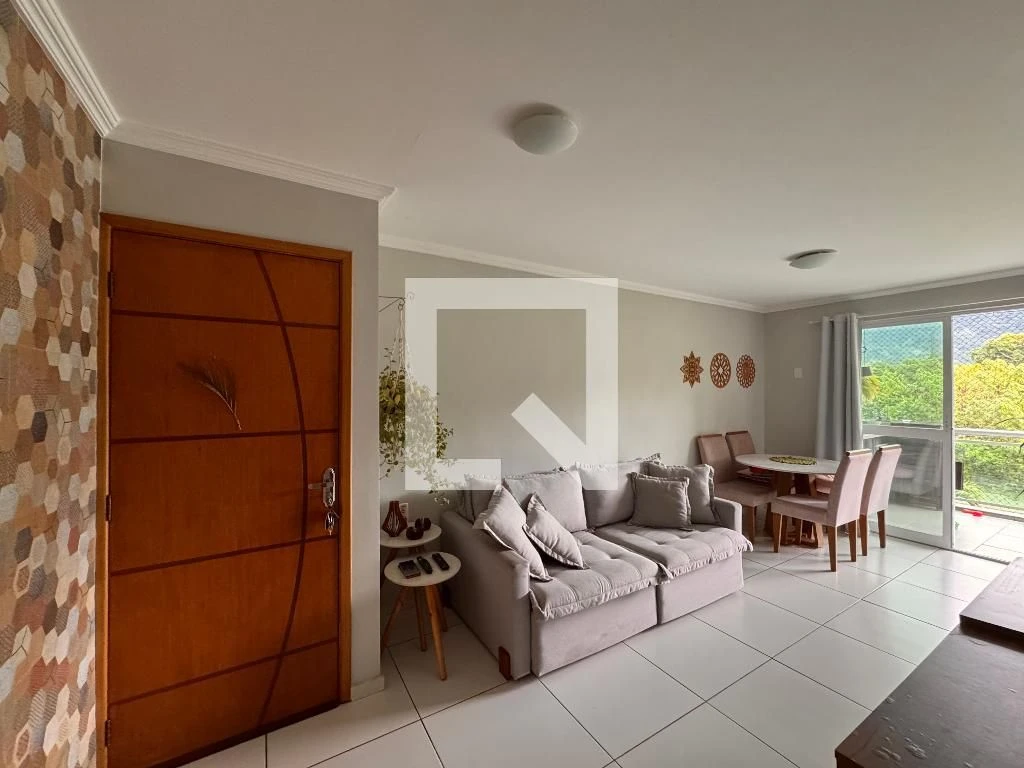 Balcony with a grill in a 3-bedroom apartment, 82 m² — photo 6
