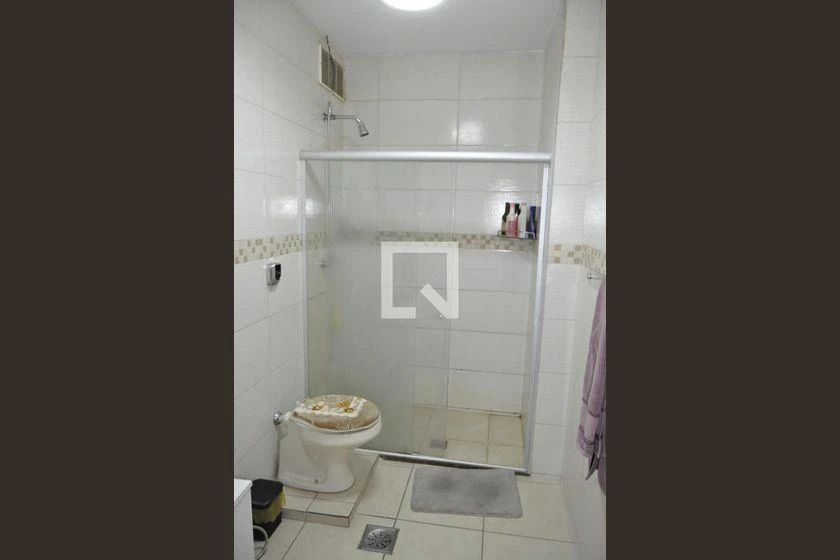 Apartamento mobiliado de 3 quartos com playground e 84 m² — photo 40
