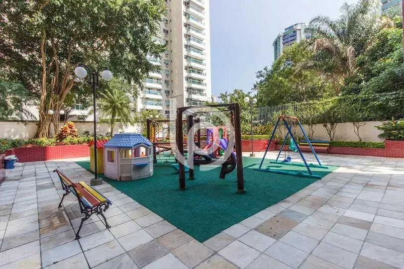 1-bedroom apartment with balcony and 5 parking spaces — photo 7