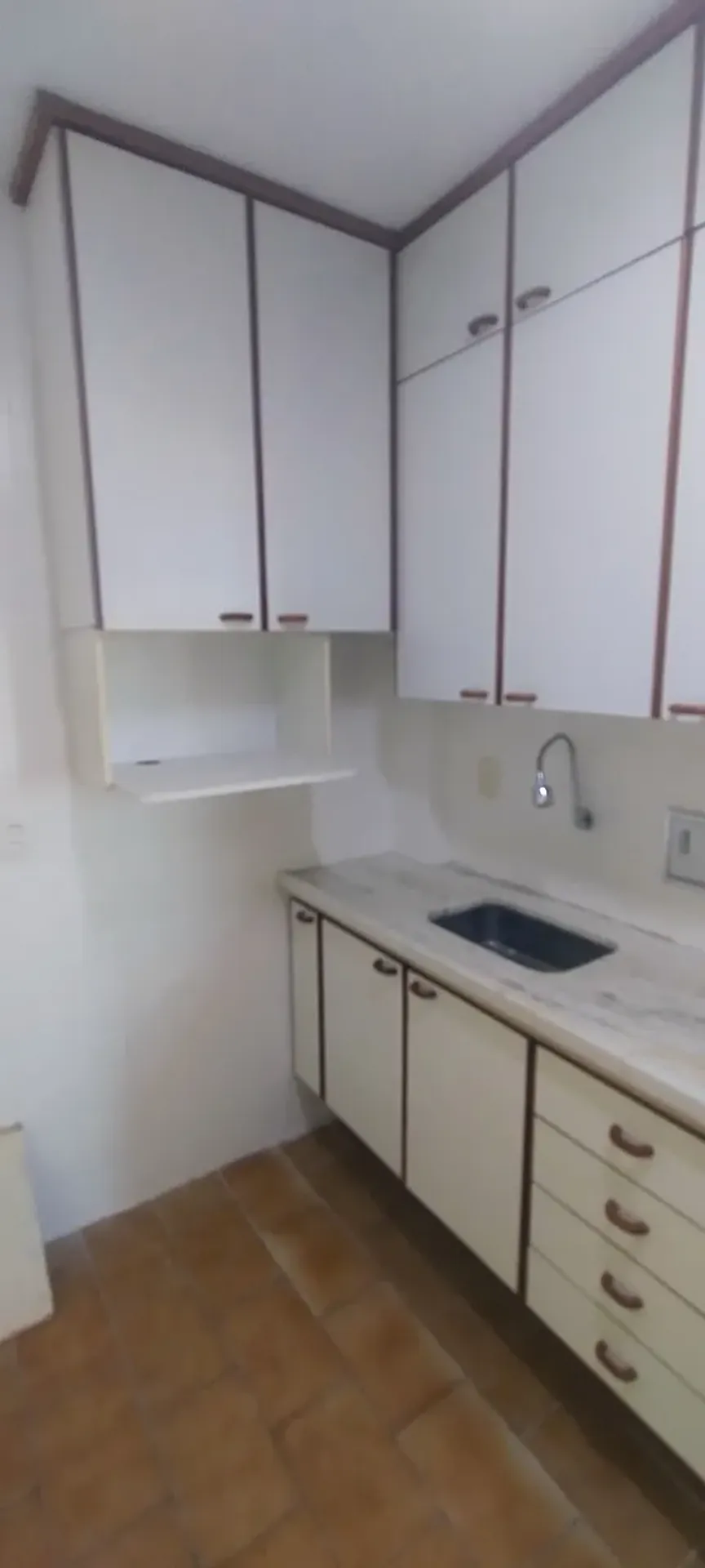 90 m² apartment with 2 bedrooms and a balcony — photo 2