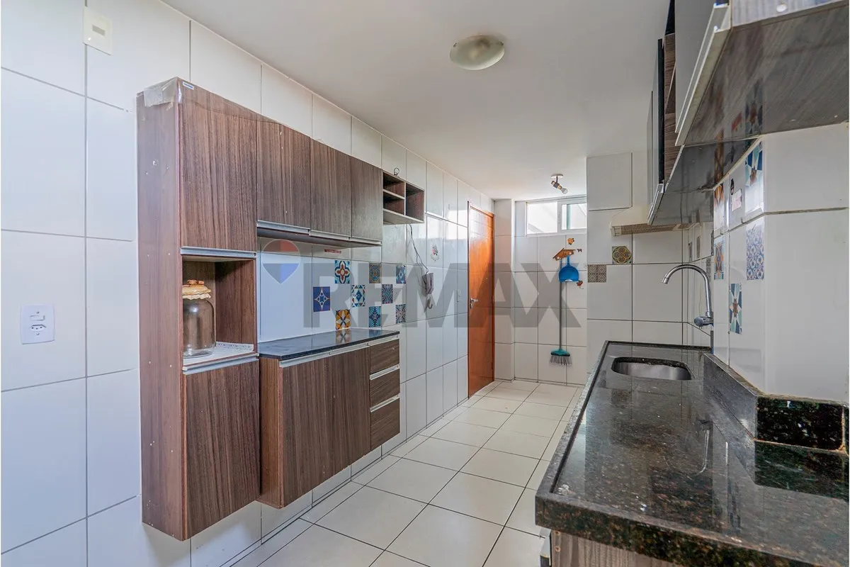 Apartamento de 3 quartos em condomínio com piscina — photo 22