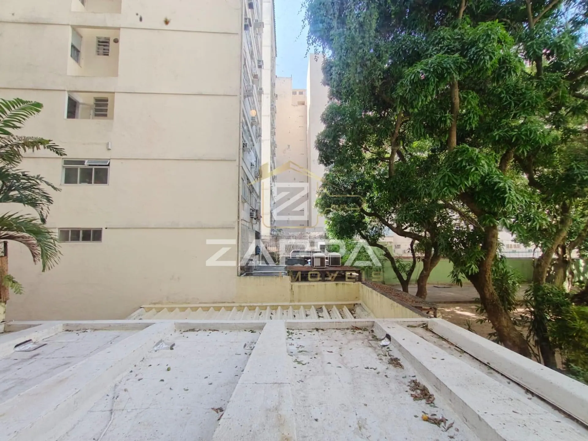 3-bedroom apartment with a bathtub in Rio de Janeiro — photo 21