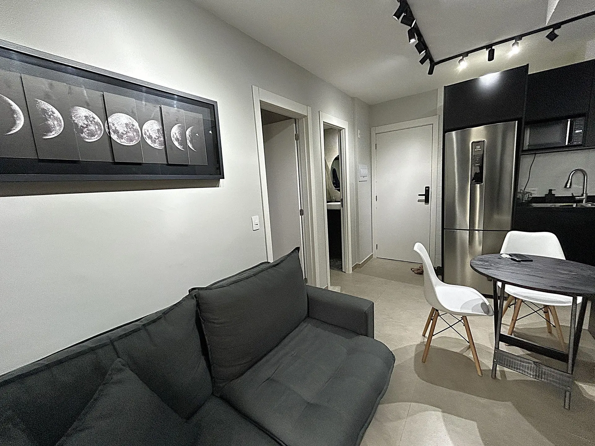 Apartamento mobiliado de 2 quartos com máquina de lavar — photo 23