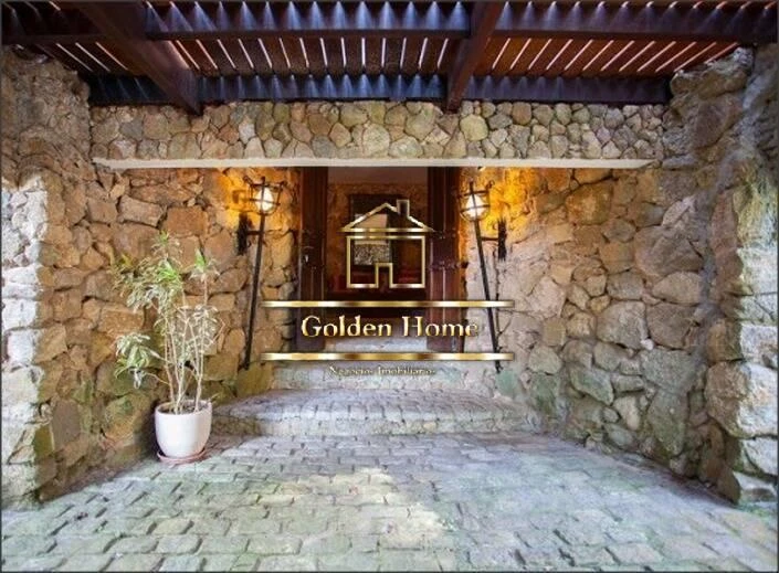 House with 6 bedrooms and 4 en-suites plus 10 parking — photo 16